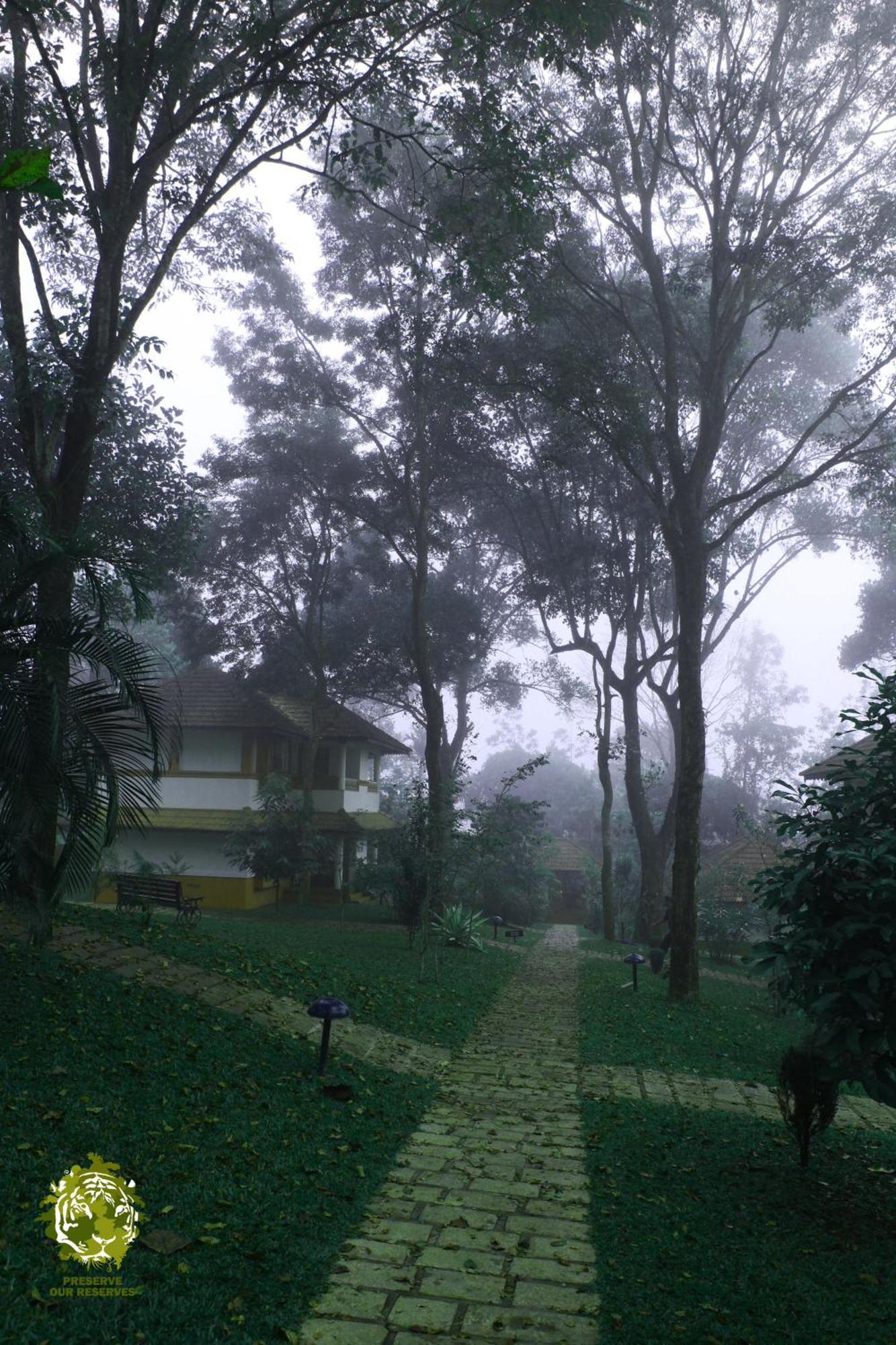 Greenwoods Resort, Thekkady Exterior photo