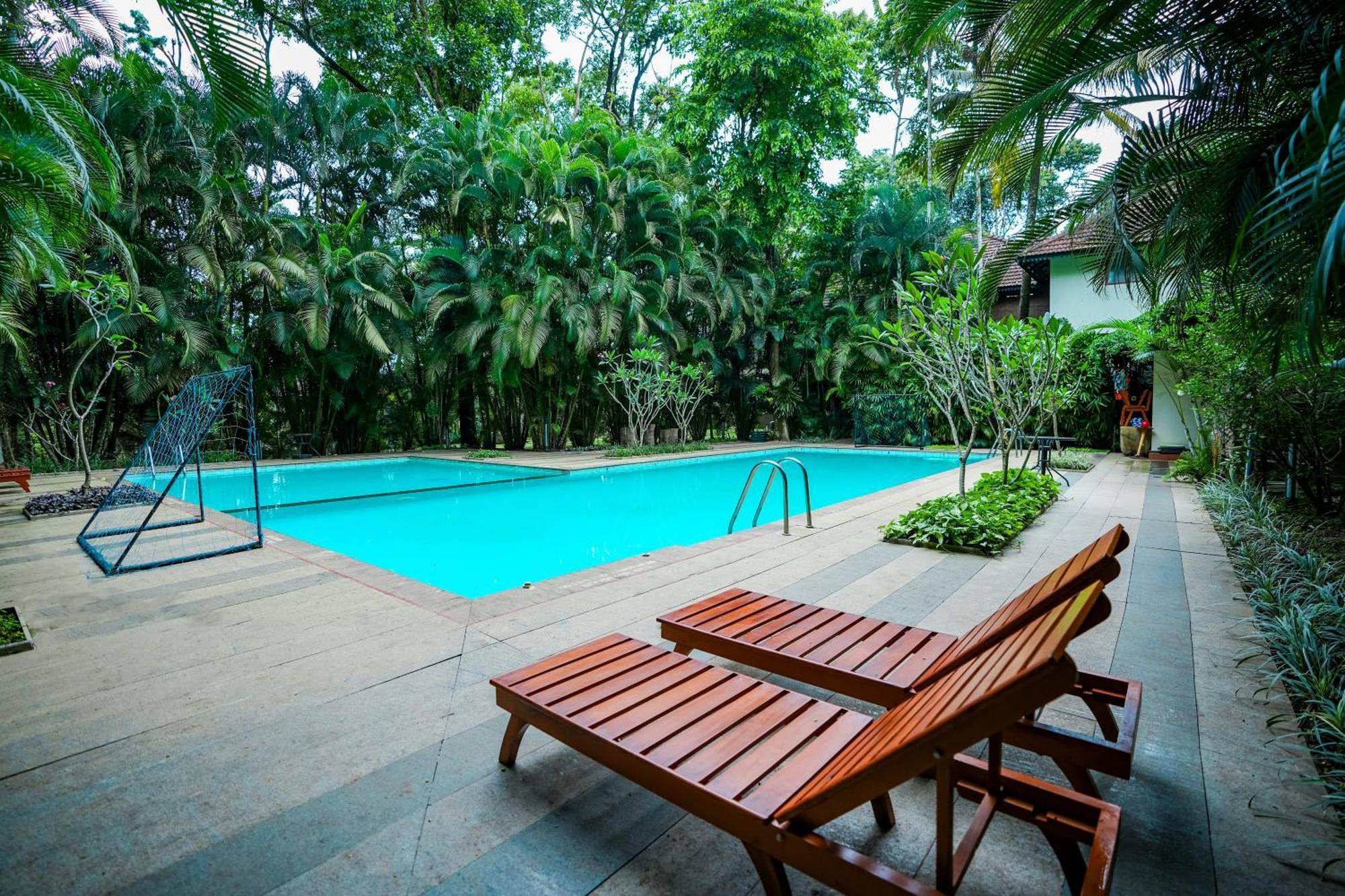 Greenwoods Resort, Thekkady Exterior photo