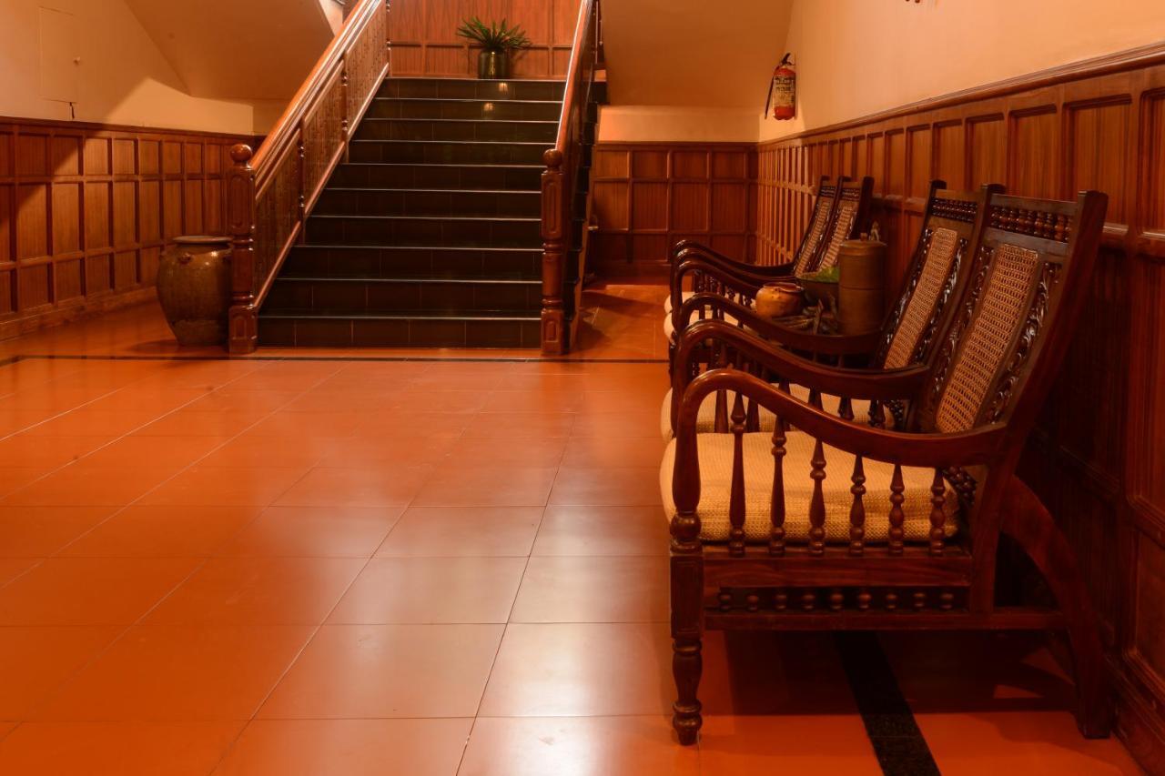 Greenwoods Resort, Thekkady Exterior photo