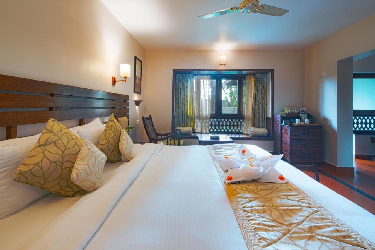 Greenwoods Resort, Thekkady Exterior photo